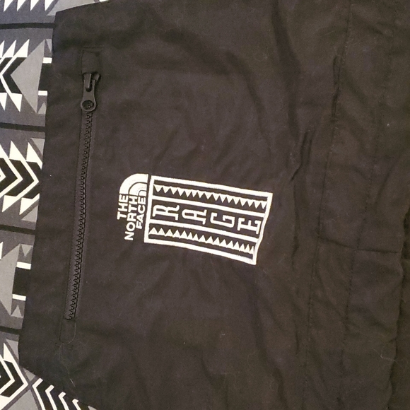 The North Face Aztec Crew Fleece - Picture 4 of 4